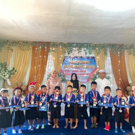 Pambakal Gunung Ulin Hadiri Acara Pelepasan Dan Perpisahan Anak TK Tunas Muda Harapan Bunda